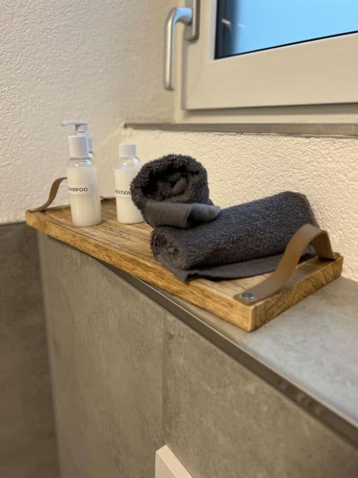 Moderne Gemuetliche Ferienwohnung In FDH Exteriér fotografie